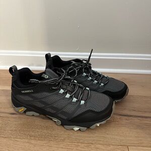 Merrell Women's Gray and Black Trail Sneakers